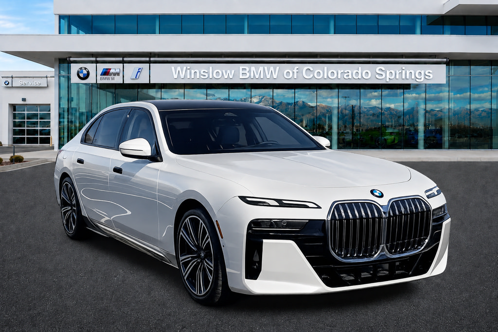 Used 2025 BMW 760i xDrive w/ Premium Package
