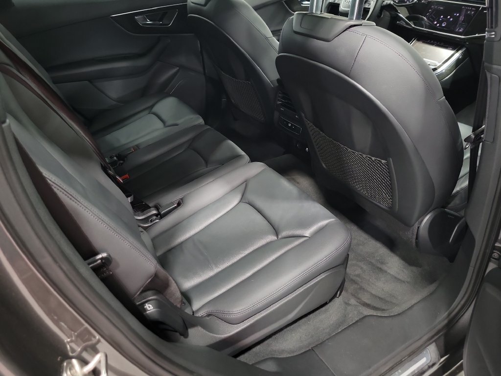 Used 2022 Audi Q7 2.0T Premium AWD/4WD image 12