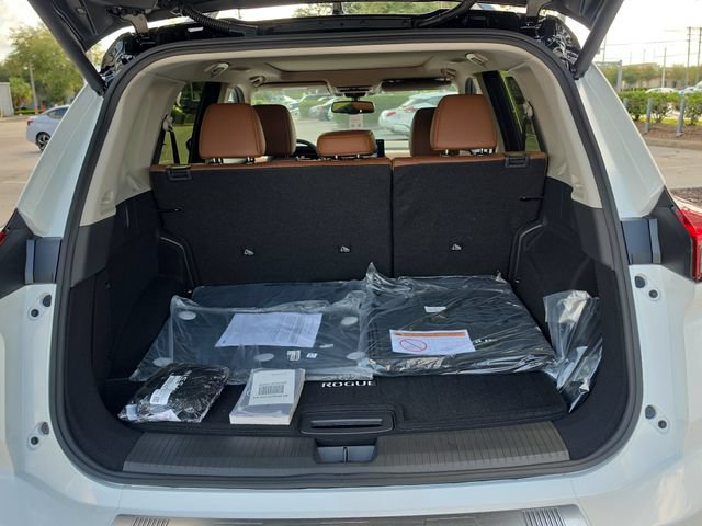 New 2026 Nissan Rogue Platinum AWD/4WD image 10