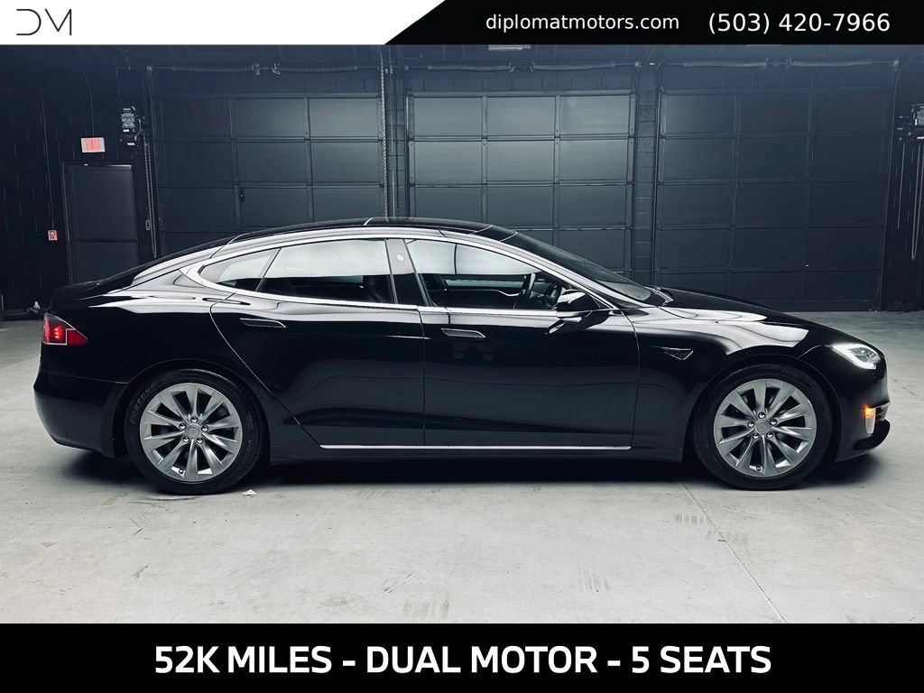 Used 2016 Tesla Model S 60D AWD/4WD image 8