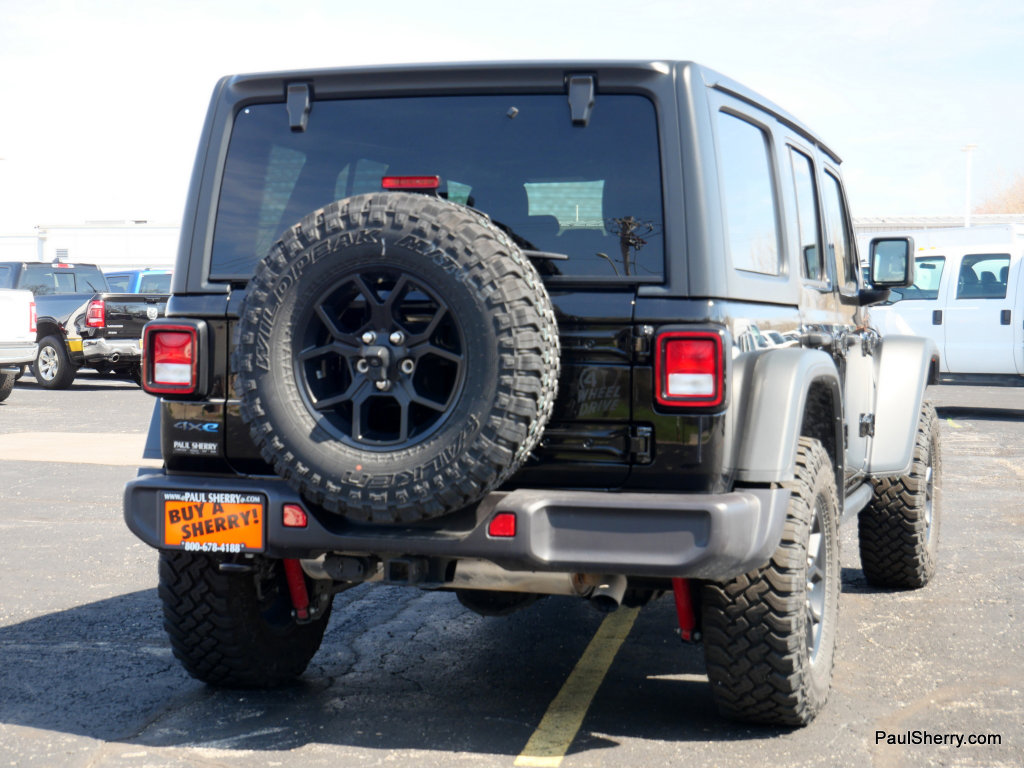 Used 2025 Jeep Wrangler Willys image 10