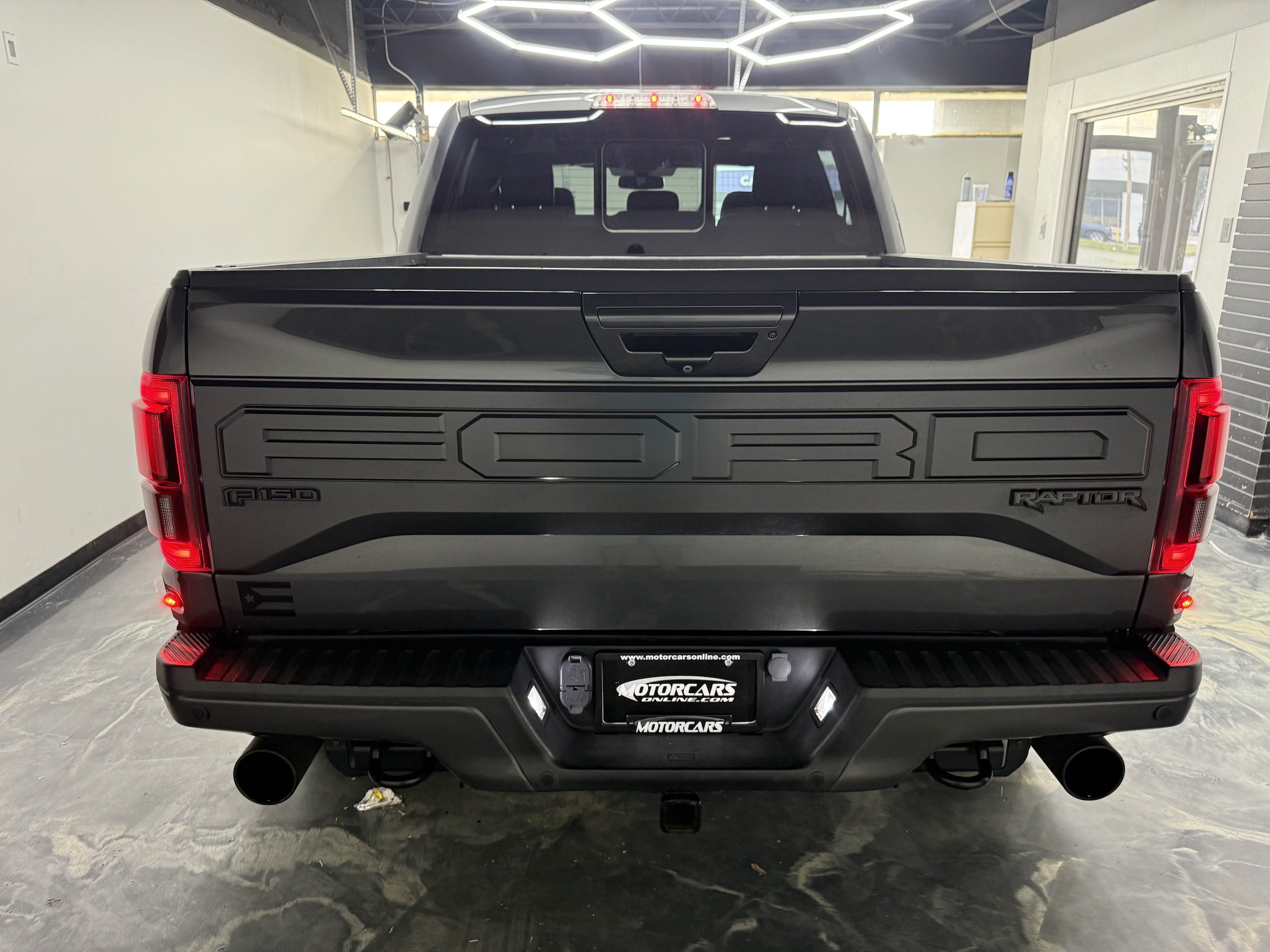 Used 2018 Ford F150 Raptor w/ Equipment Group 802A Luxury AWD/4WD image 8