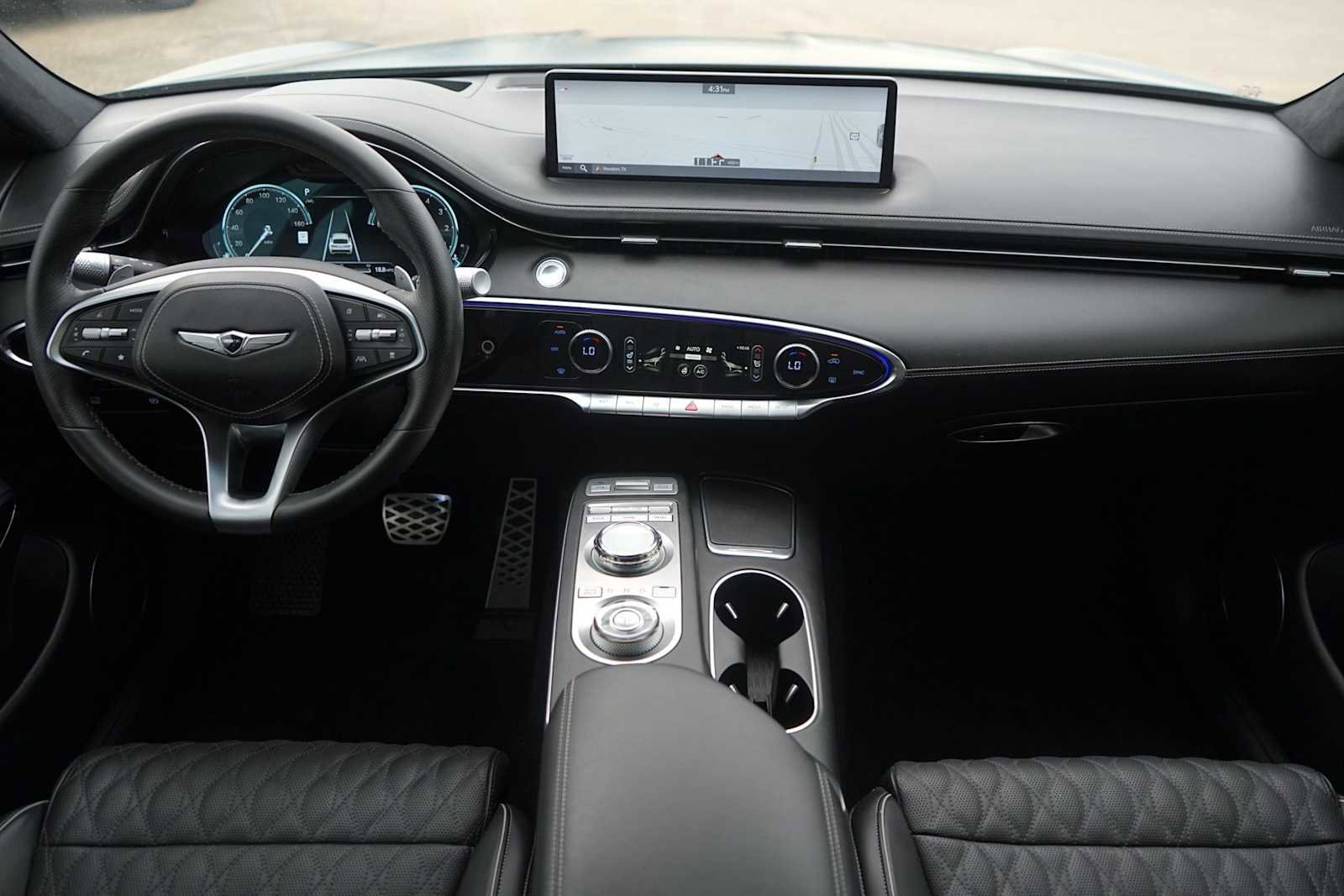 Used 2024 Genesis GV70 3.5T Sport w/ Sport Prestige Package AWD/4WD image 10
