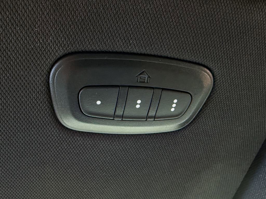 Used 2022 Jeep Wagoneer Series III image 21