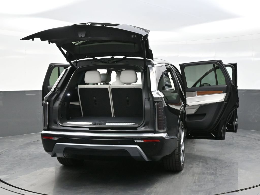 New 2026 Cadillac Vistiq Premium Luxury AWD/4WD image 29
