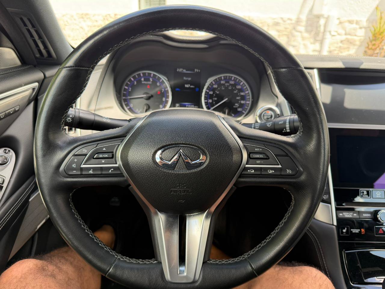 Used 2017 INFINITI Q60 3.0t w/ Premium Plus Package 3.0T RWD image 32