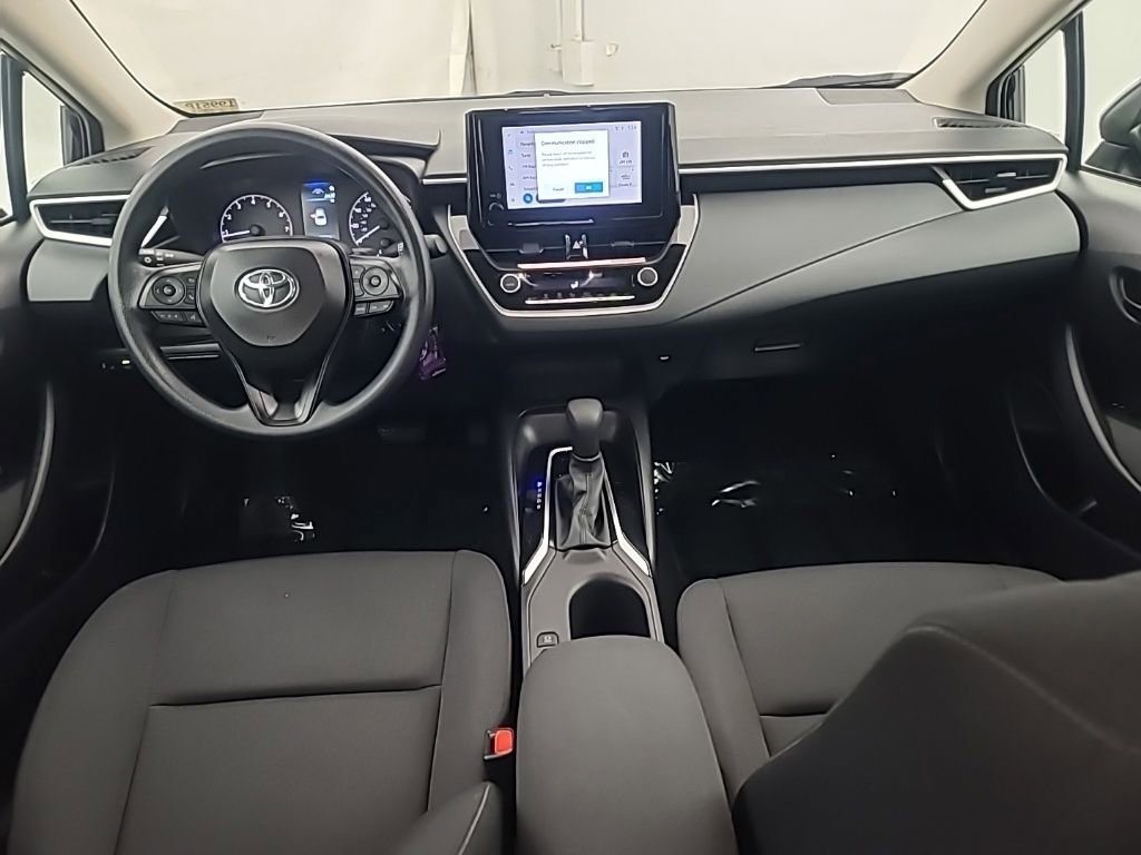 Used 2025 Toyota Corolla LE image 22