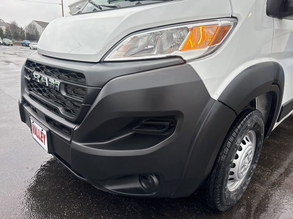 Used 2024 RAM ProMaster 2500 FWD image 9