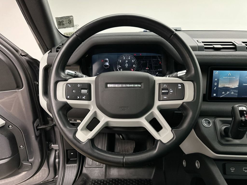 Used 2022 Land Rover Defender 110 X-Dynamic SE image 30