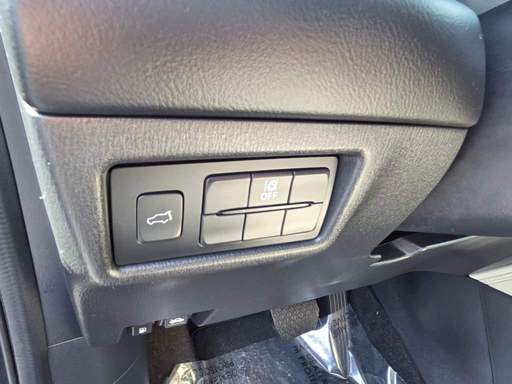 Used 2023 MAZDA CX-5 AWD 2.5 S w/ Premium Package image 18