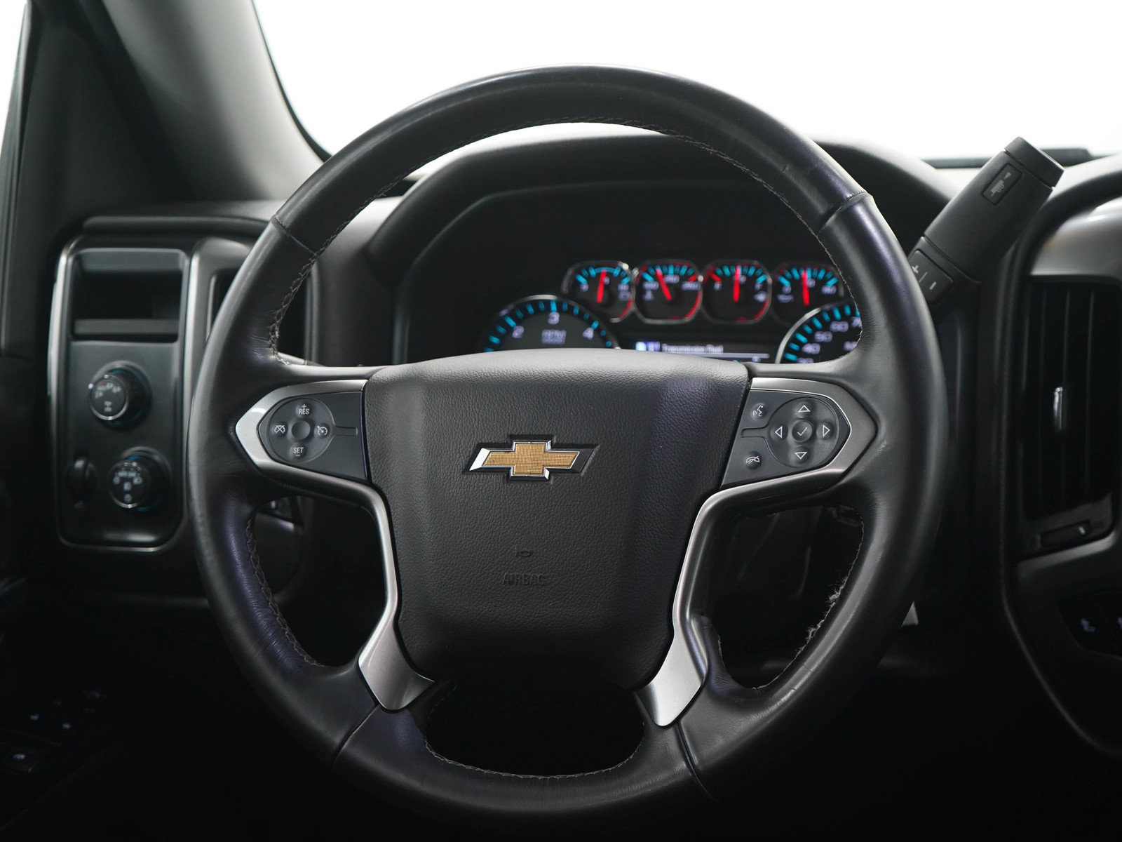 Used 2018 Chevrolet Silverado 1500 LT w/ All Star Edition AWD/4WD image 17