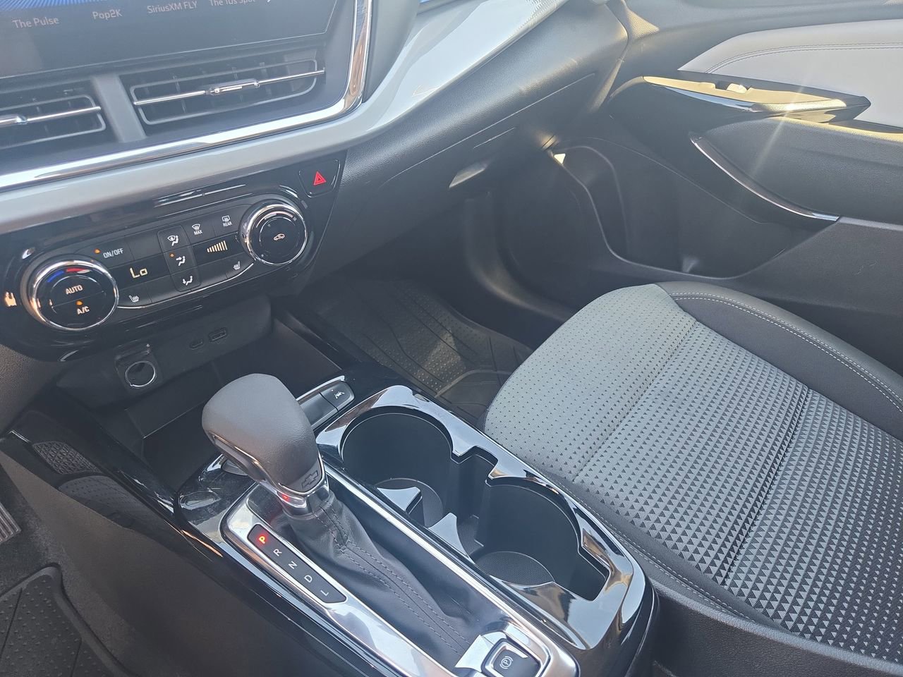 Used 2026 Chevrolet Trax LT w/ Driver Confidence Package image 23