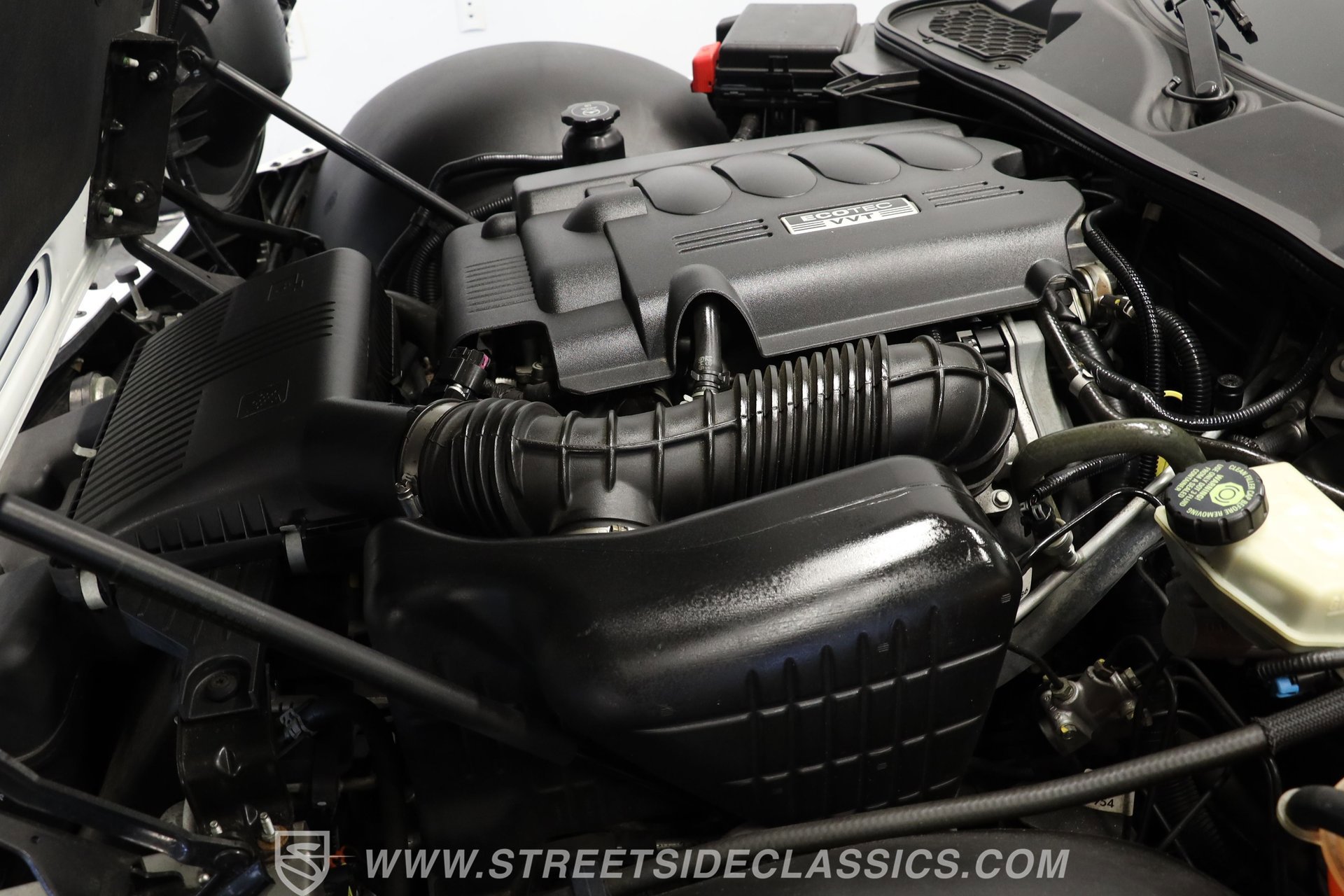 Used 2007 Pontiac Solstice Convertible w/ Premium Package image 3