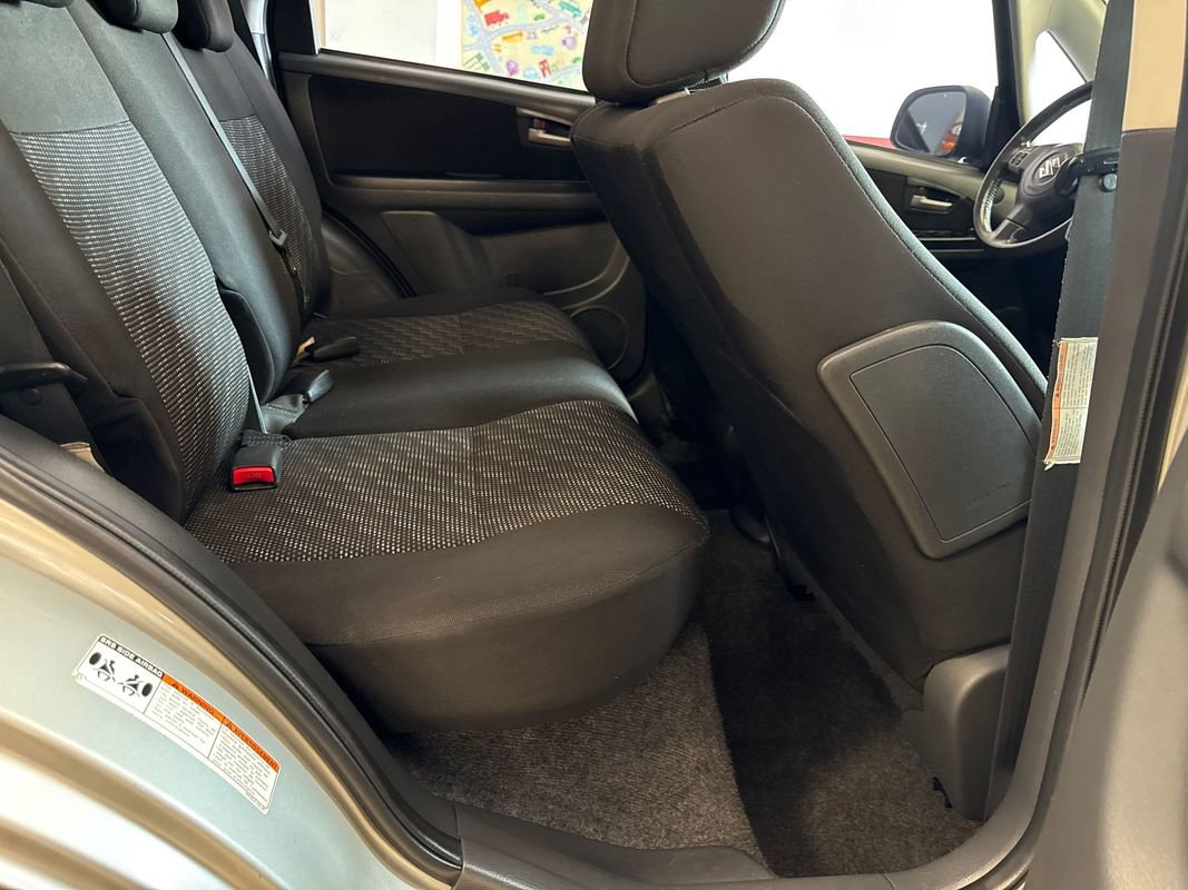 Used 2008 Suzuki SX4 AWD Hatchback image 76