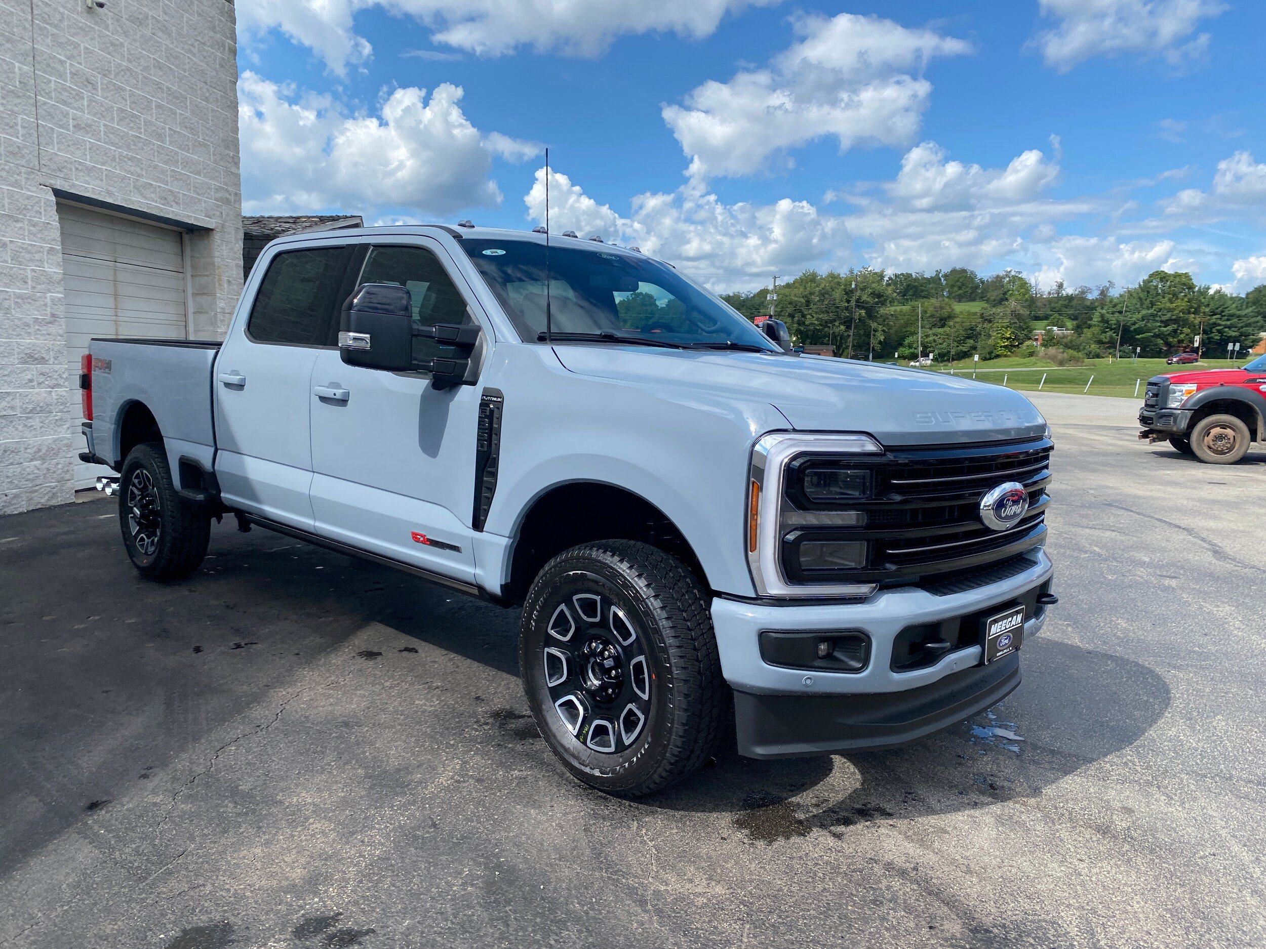 New 2026 Ford F350 Platinum w/ FX4 Off-Road Package AWD/4WD image 15