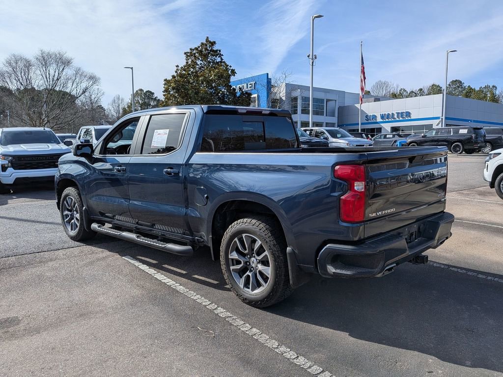 Used 2021 Chevrolet Silverado 1500 RST w/ Convenience Package II image 3