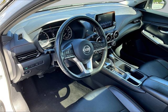 Used 2023 Nissan Sentra SR w/ SR Premium Package FWD image 16