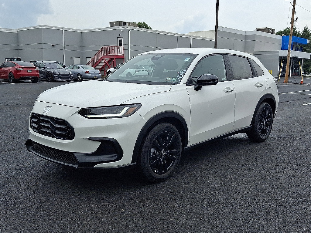 New 2027 Honda HR-V Sport image 2