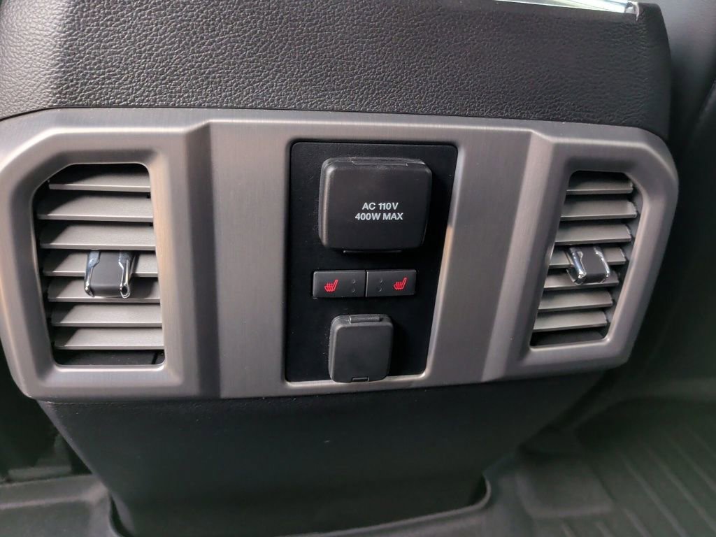 Used 2016 Ford F150 Platinum w/ Equipment Group 701A Luxury image 46