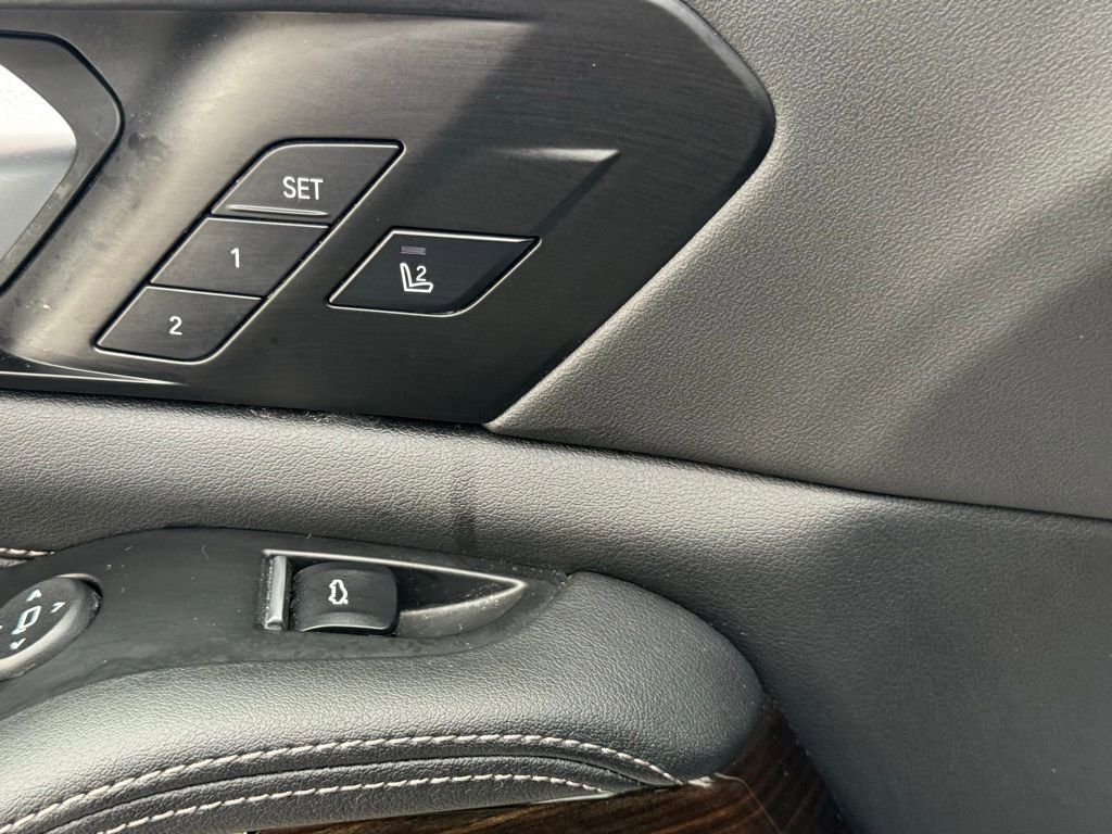 Used 2024 BMW X5 xDrive40i w/ Premium Package image 37