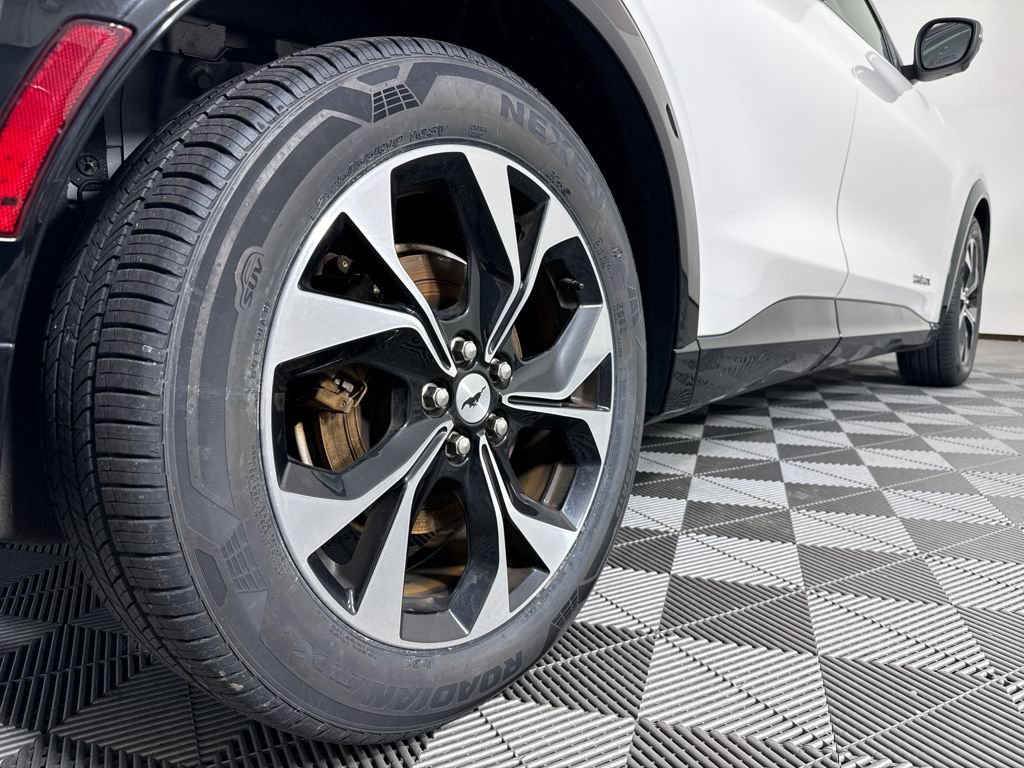 Used 2021 Ford Mustang Mach-E Premium image 14