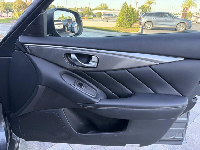 Used 2015 INFINITI Q50 AWD w/ Moonroof Package image 18