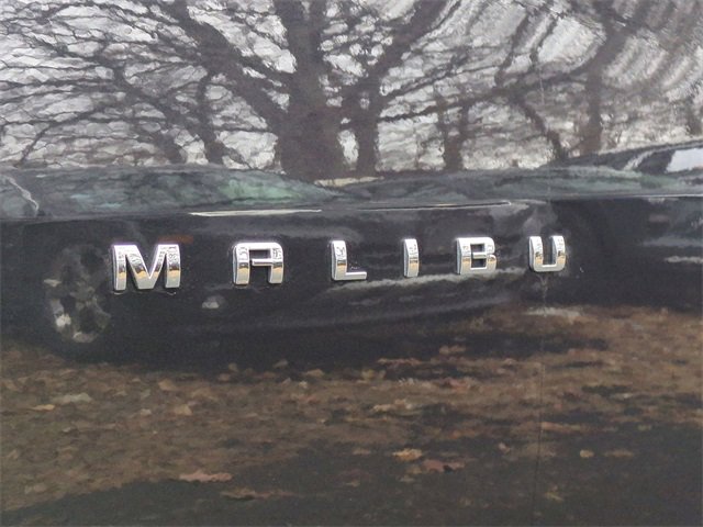 Used 2022 Chevrolet Malibu LT image 31