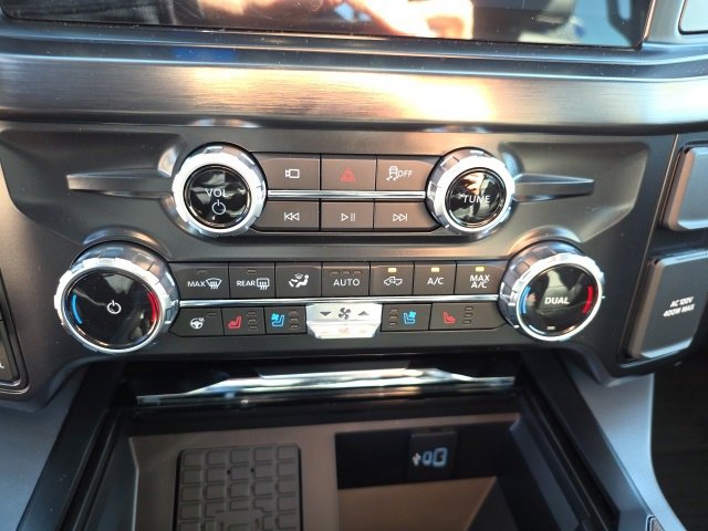 New 2026 Ford F350 Lariat image 22
