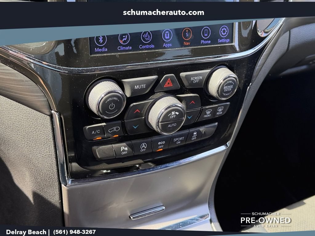 Used 2021 Jeep Grand Cherokee Laredo X RWD image 18