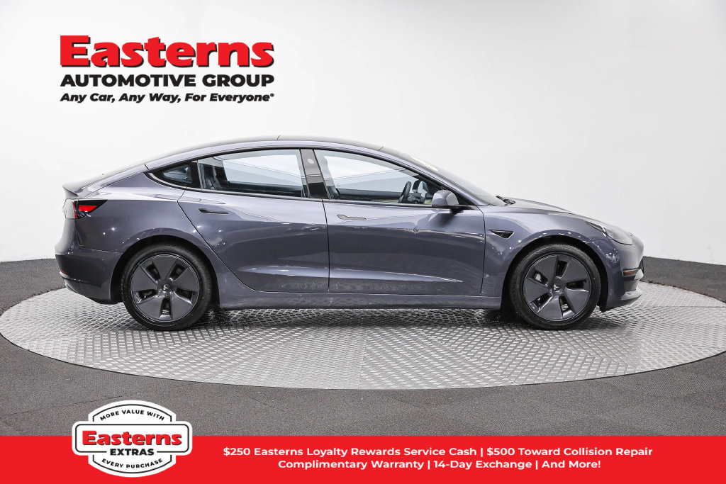 Used 2023 Tesla Model 3 Standard Range RWD image 5