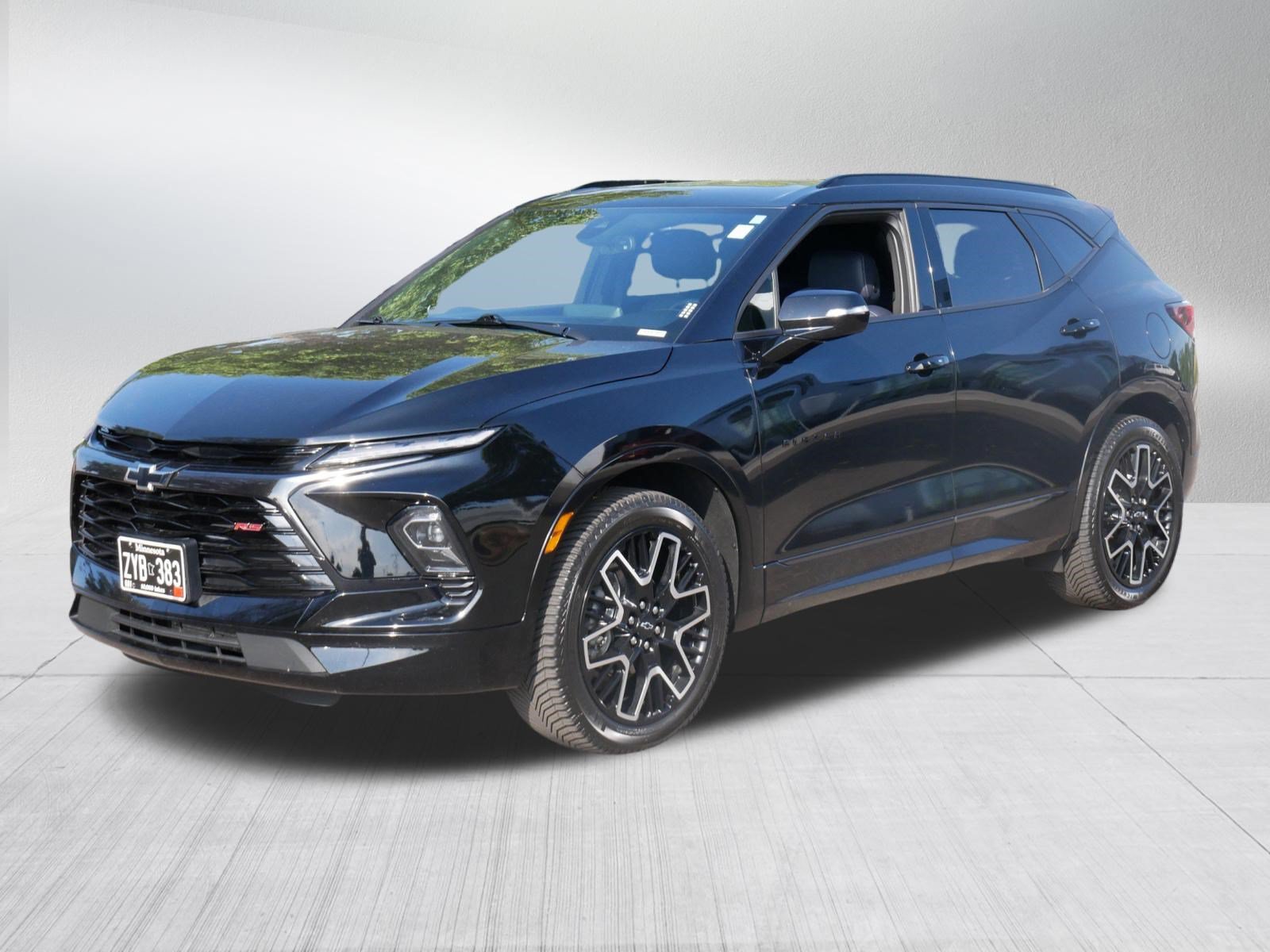 Used 2023 Chevrolet Blazer RS AWD/4WD image 3