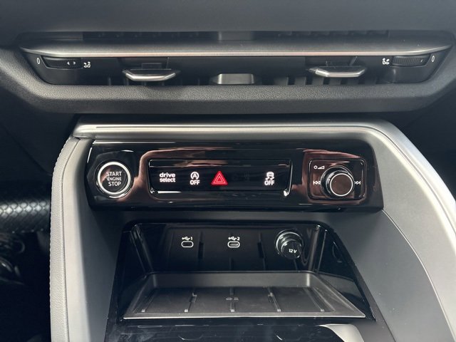 New 2025 Audi Q5 2.0T Premium Plus image 28