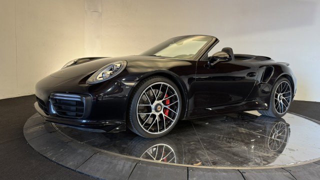 Used 2019 Porsche 911 Turbo image 24