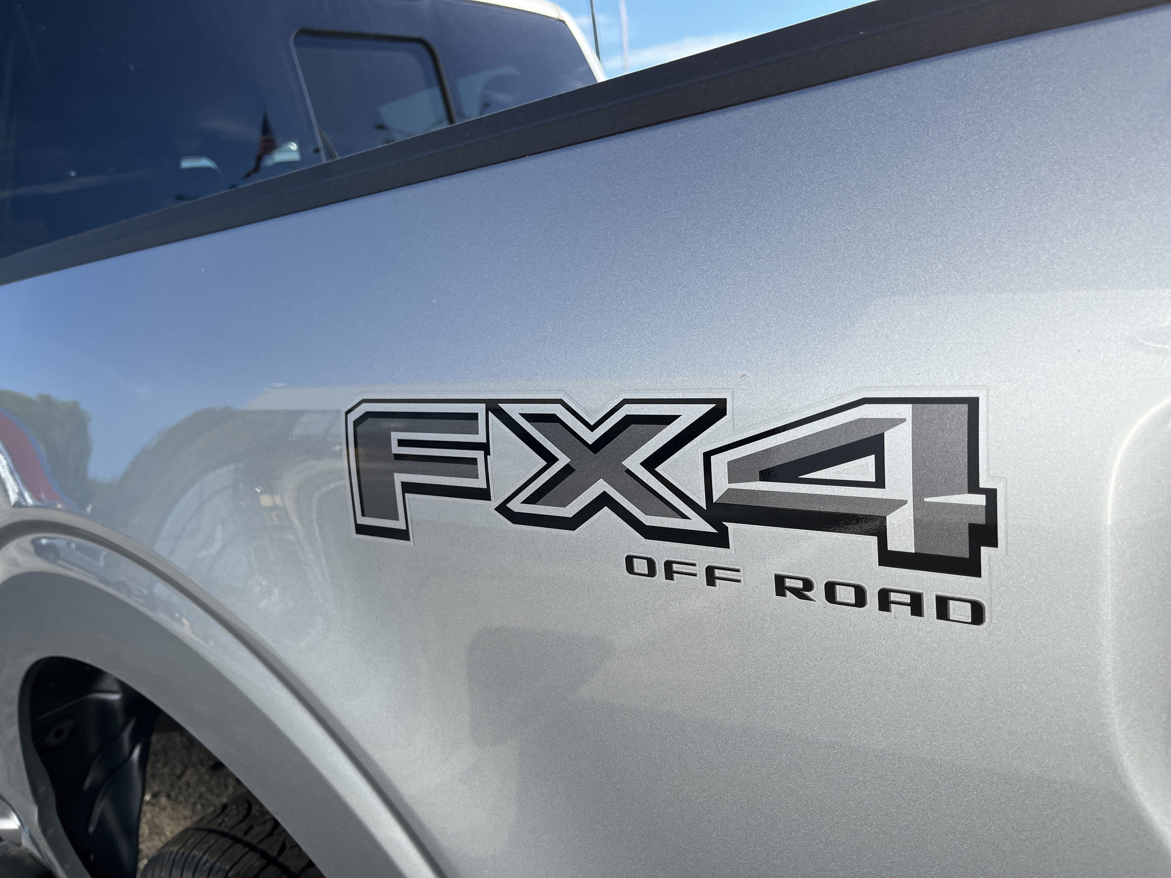 New 2026 Ford F150 XLT w/ Equipment Group 302A MID AWD/4WD image 9