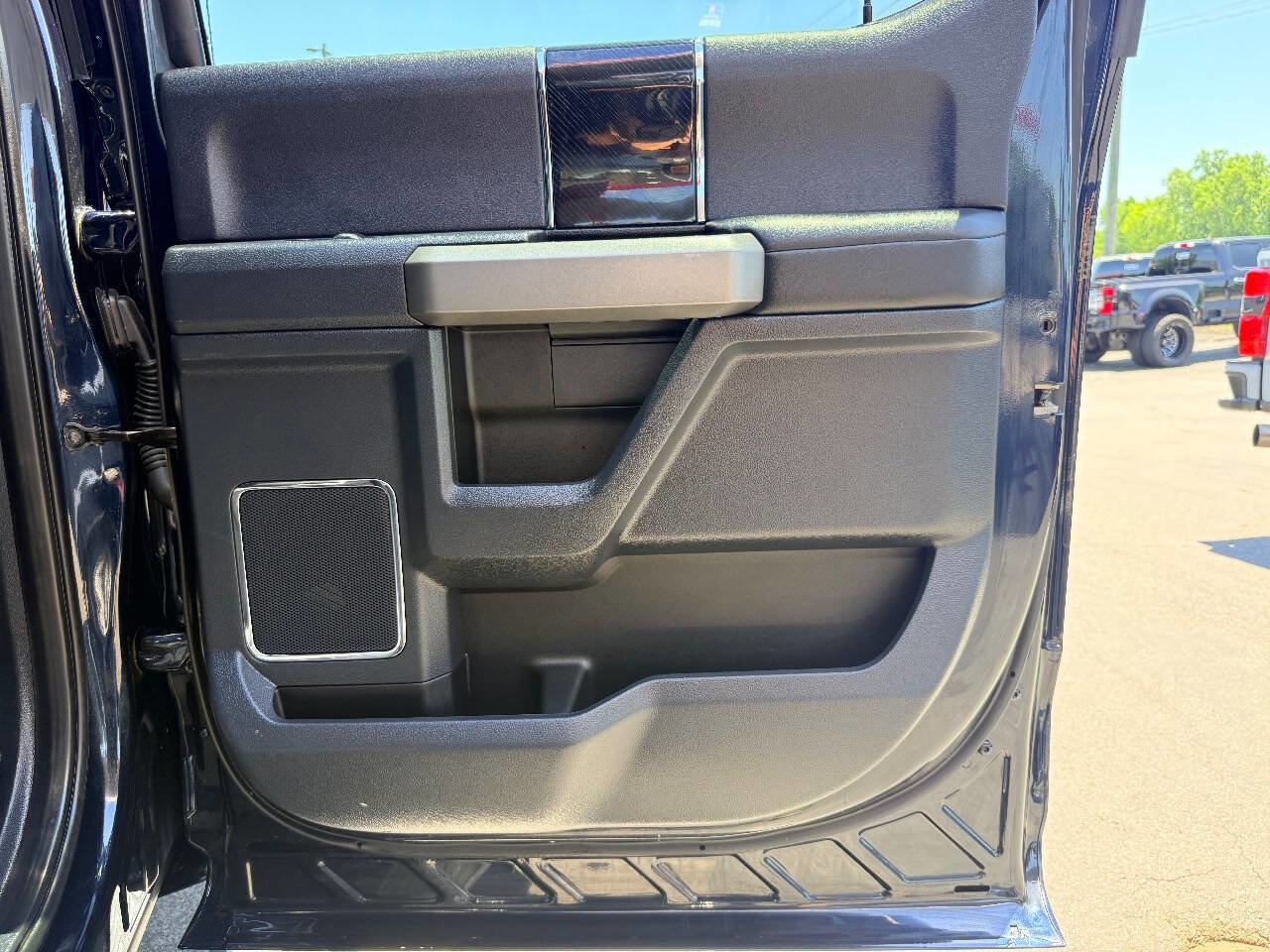 Used 2022 Ford F350 Platinum AWD/4WD image 38