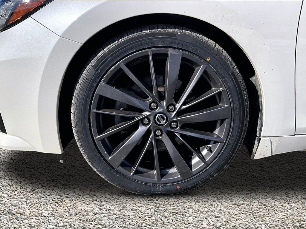 Used 2020 Nissan Maxima Platinum w/ Reserve Package FWD image 9