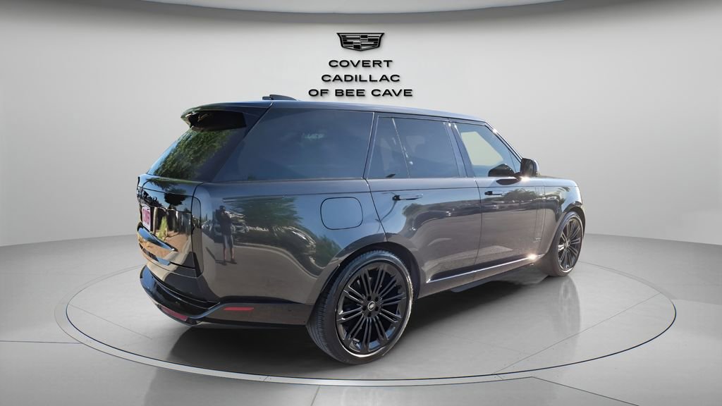 Used 2023 Land Rover Range Rover Autobiography image 9