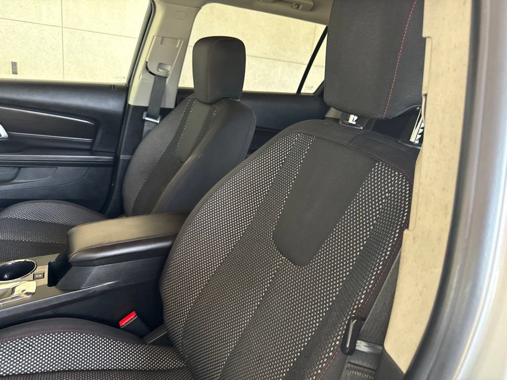 Used 2015 GMC Terrain SLE AWD/4WD image 25