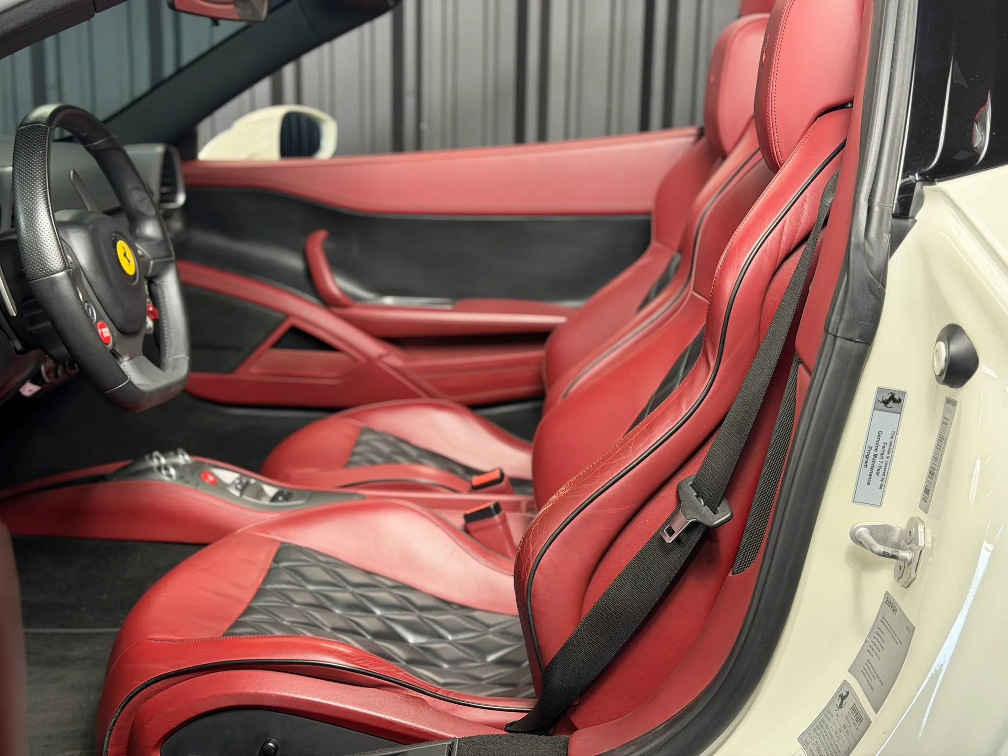 Used 2014 Ferrari 458 Spider RWD image 18