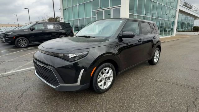 Used 2024 Kia Soul LX w/ Option Group 015 image 4