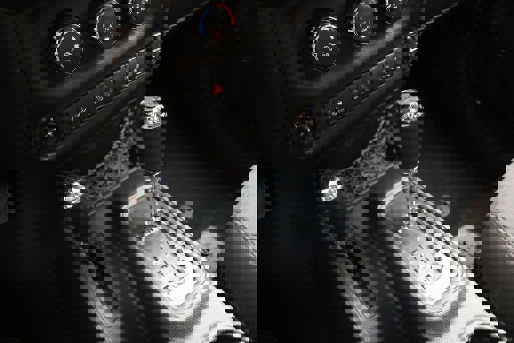 Used 2017 Jeep Wrangler Unlimited Sport image 25