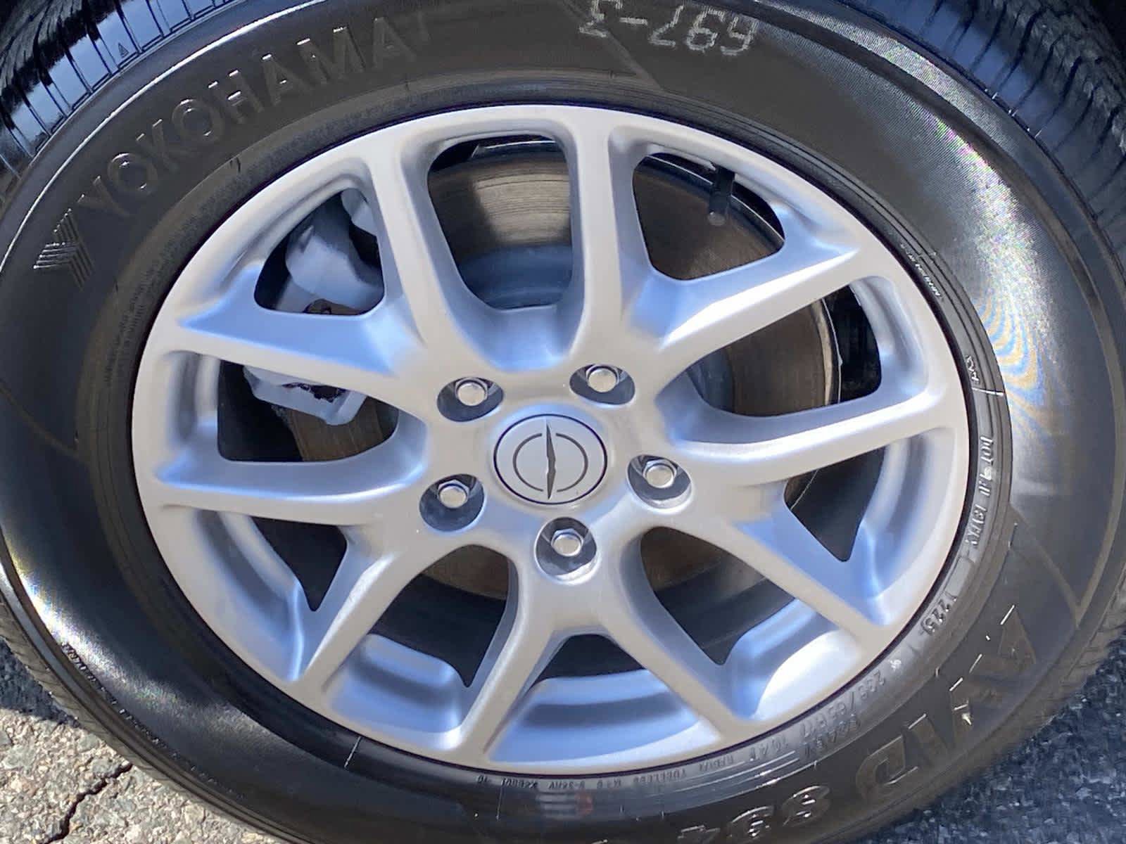 Used 2025 Chrysler Pacifica Select image 24
