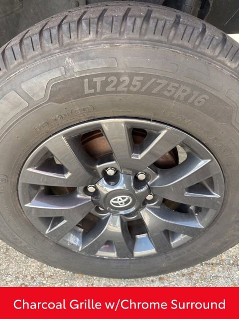 Used 2023 Toyota Tacoma SR5 w/ Technology Package image 24