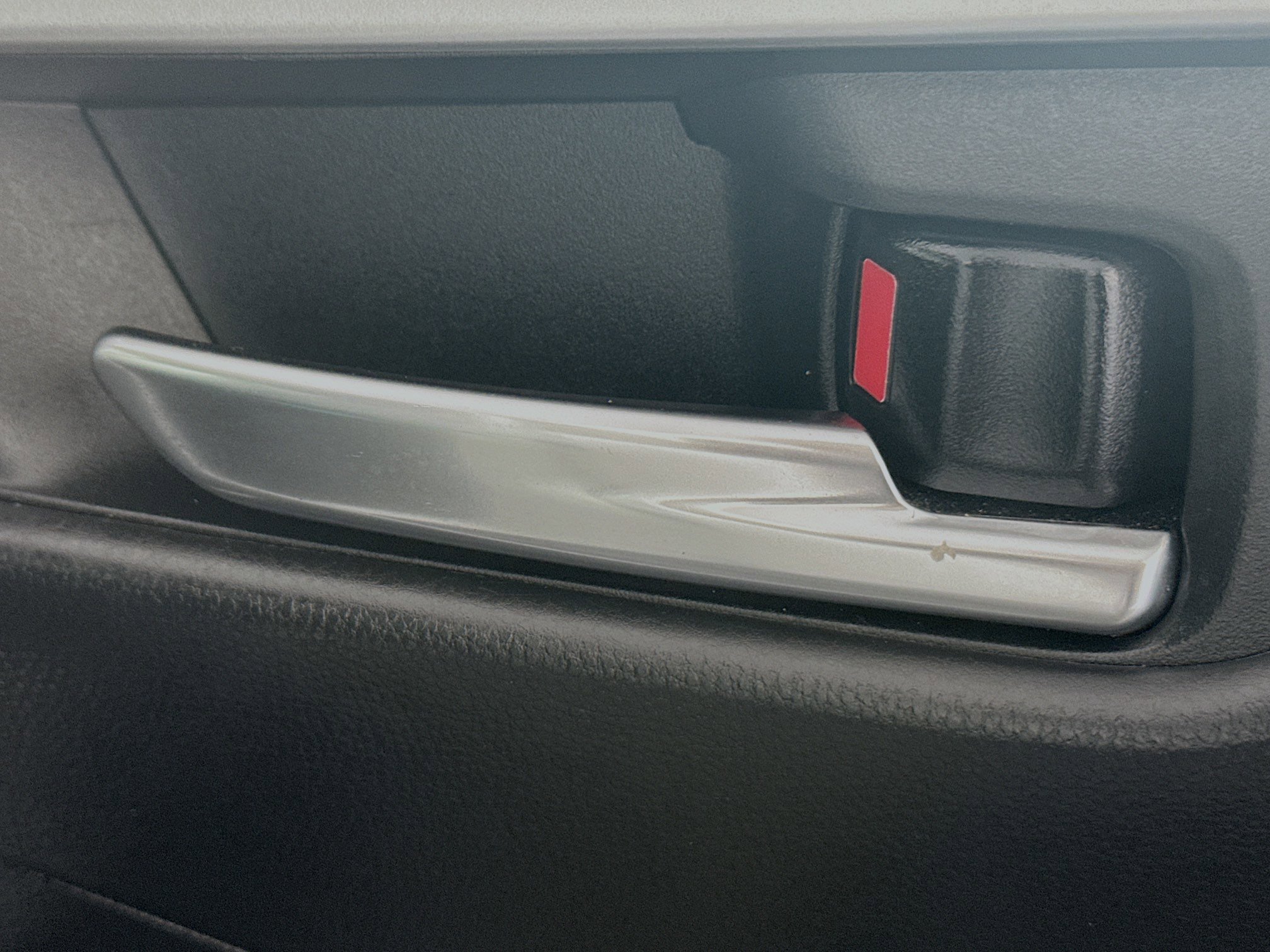 Used 2023 Toyota RAV4 XLE image 29