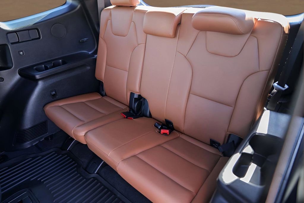 Used 2025 Kia Telluride EX X-Line image 29