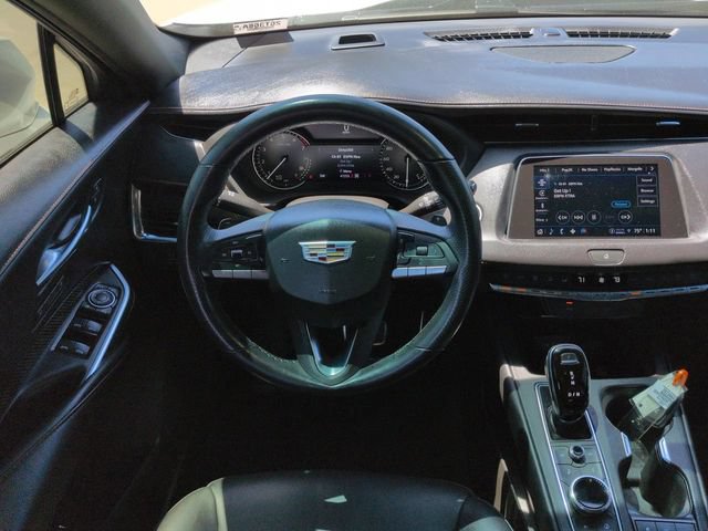 Used 2022 Cadillac XT4 Sport w/ Safety Alert Package AWD/4WD image 15