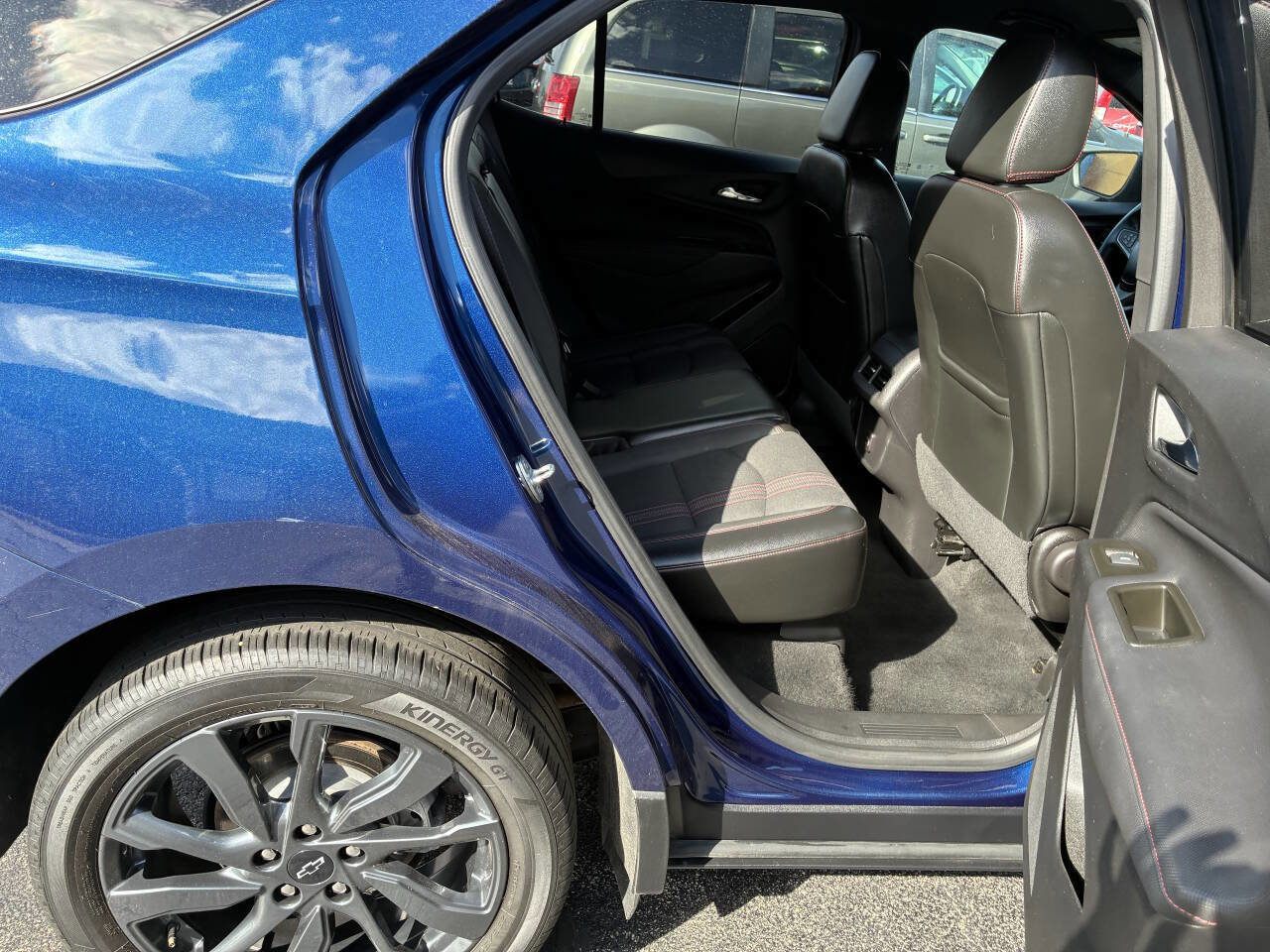 Used 2023 Chevrolet Equinox RS image 22