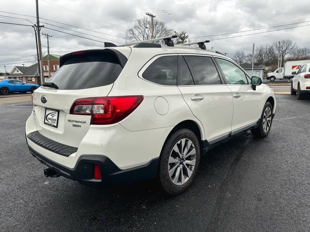 Used 2018 Subaru Outback 3.6R Touring image 8