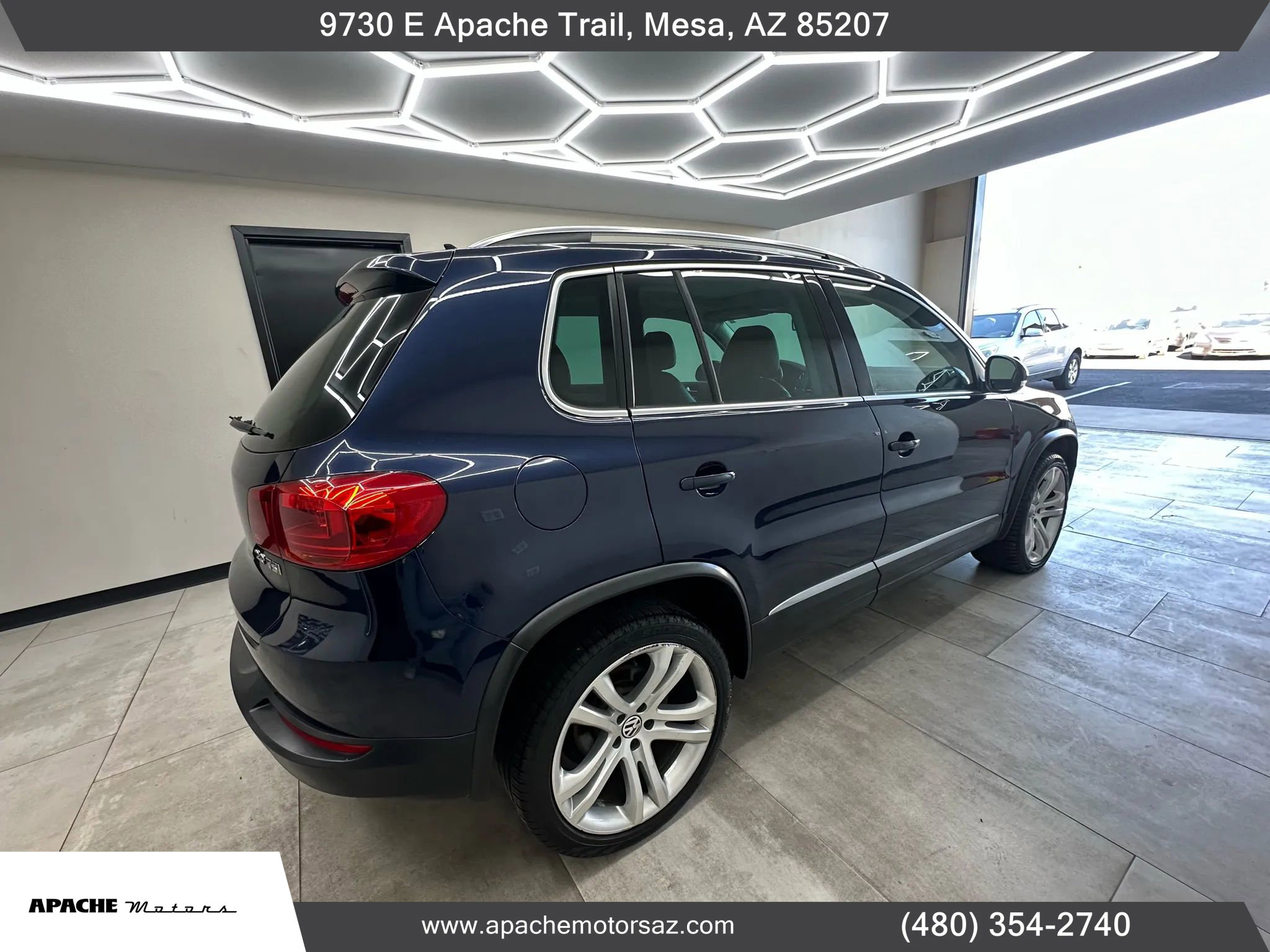 Used 2012 Volkswagen Tiguan SEL image 7