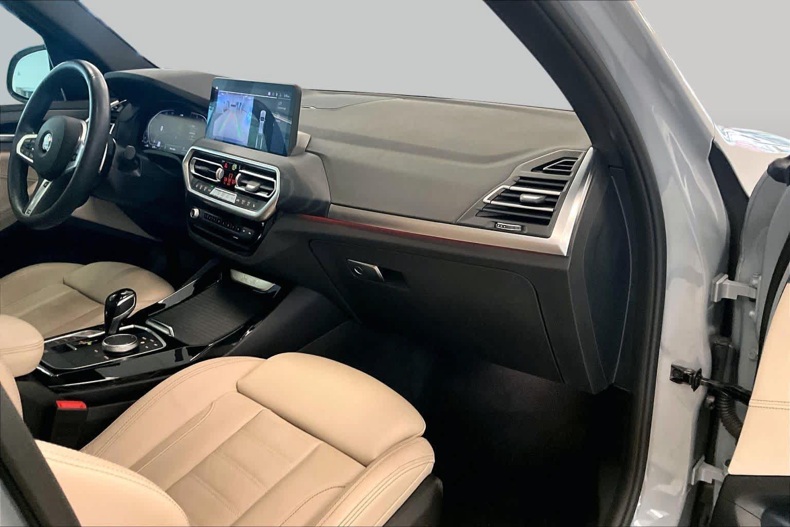 Used 2024 BMW X3 sDrive30i w/ Premium Package RWD image 17